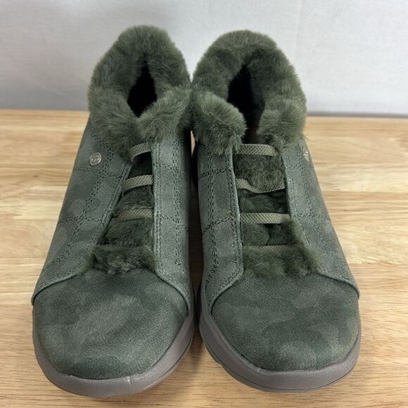 Bzees Women's Golden Bootie- Olive Cameo- Size 8.5 M- NIB - Picture 2 of 8